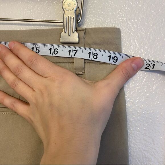 Tommy Hilfiger 1109222 tan Khaki shorts 7” high rise stretch flat front 14 - Picture 6 of 9